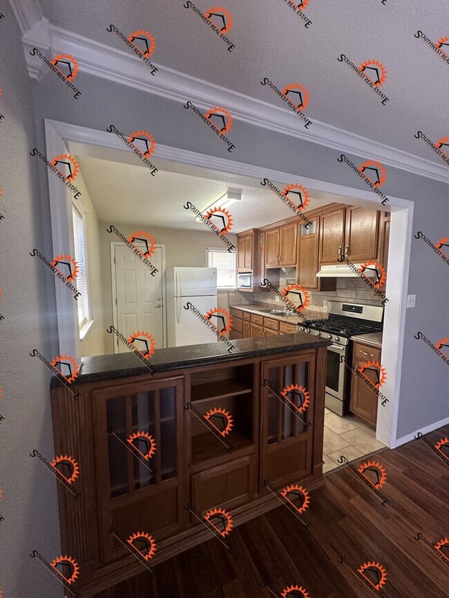 Foto del edificio - One bedroom One bath apartment--Water paid