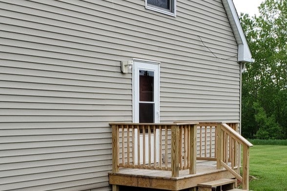 Side entrance from garage - 409 Golf Rd