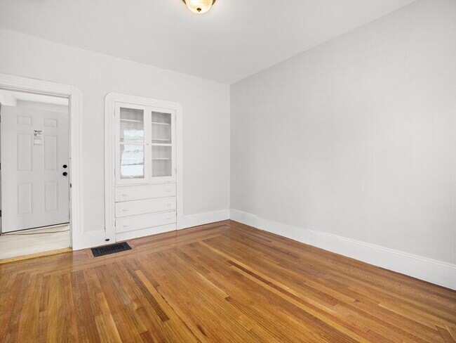 Foto del edificio - 149 Mountain Ave