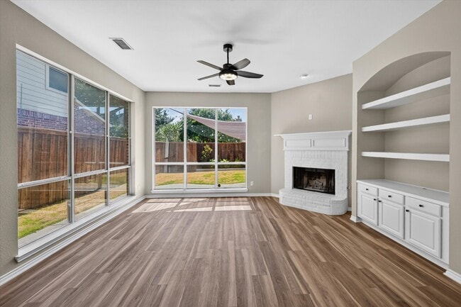 Building Photo - 2503 Windgate Ln
