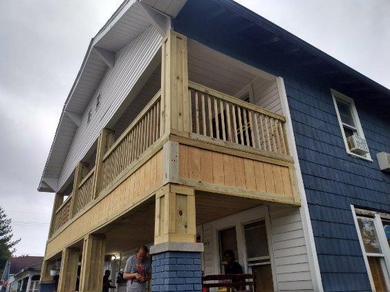 Foto del edificio - 1449 Maple Ave