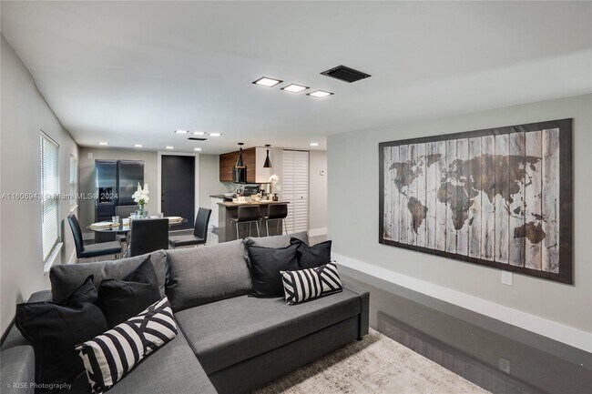 Foto del edificio - 1058 NW 55th Terrace