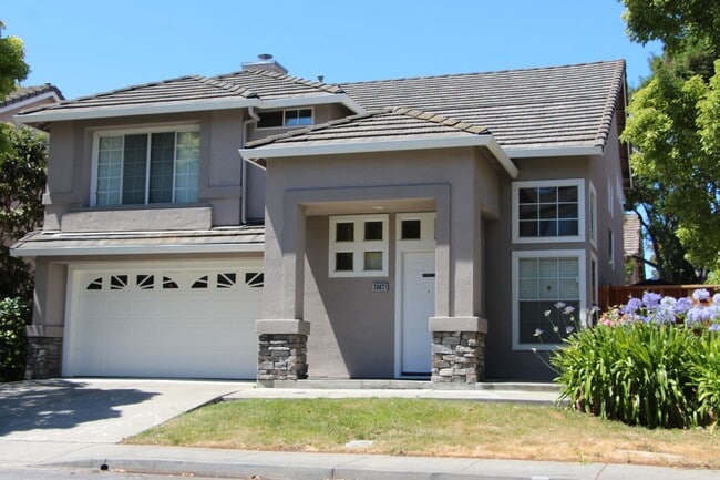 4 Bedroom 3 Bath Tyson Lane - 4 Bedroom 3 Bath Tyson Lane House