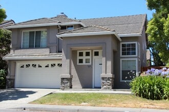 Building Photo - 38831 Tyson Ln