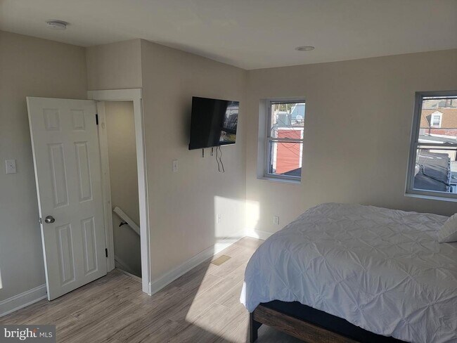 Foto del edificio - 401 S Ann St