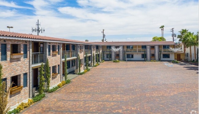 Patio - The Blvd Boutique Apartments
