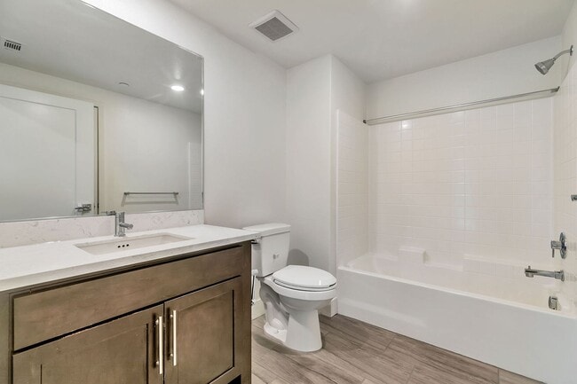 Building Photo - Welcome to this stunning Modern 3-Bedroom ...
