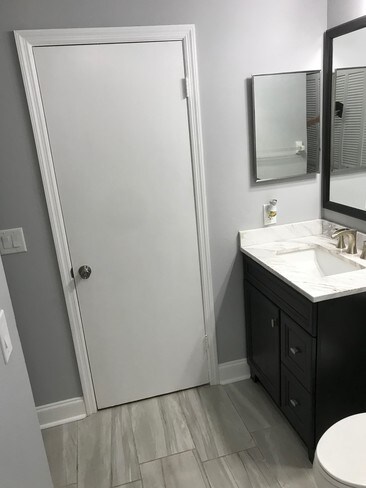 Building Photo - 549 Sun Ridge Pl