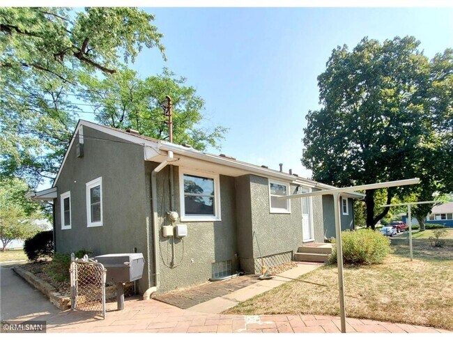 Building Photo - 4 br, 2 bath House - 4201 65Th Avenue N