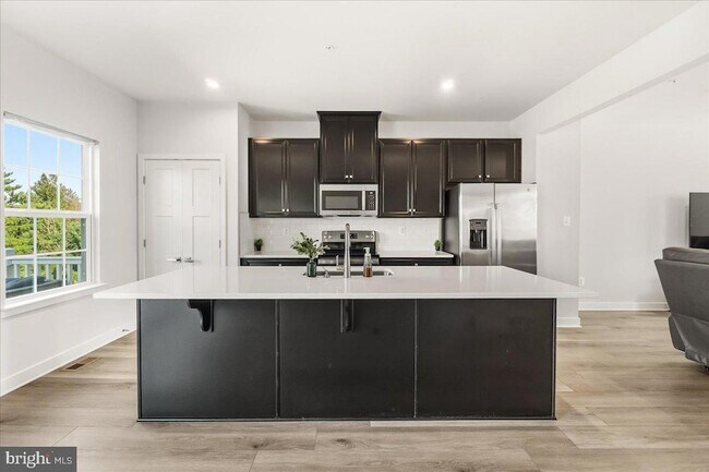 Foto del edificio - 1403 Wilmer Park Ln