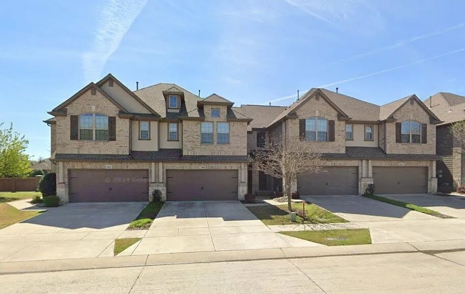 Primary Photo - 4816 Bridgewater St