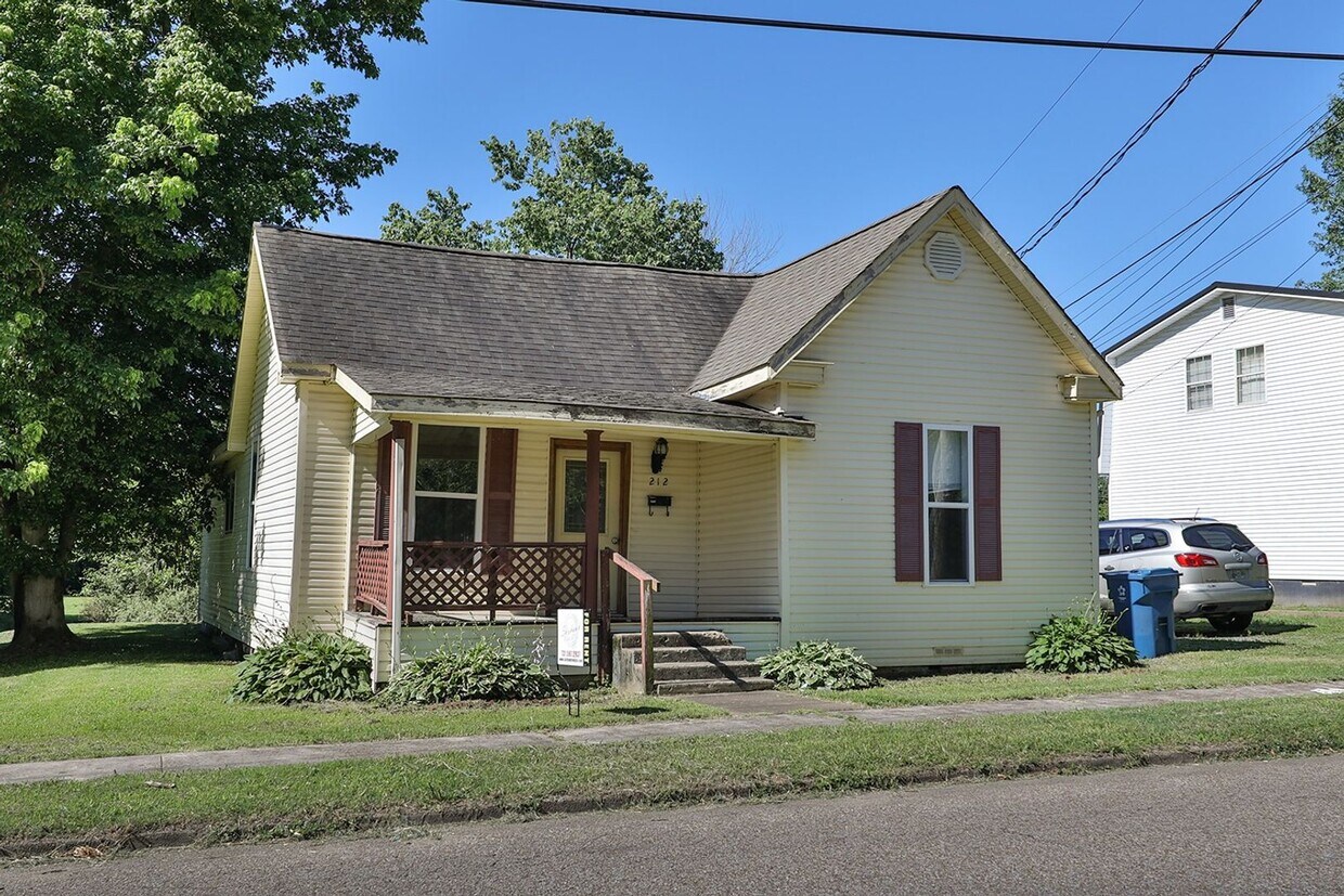 Primary Photo - Charming 3 BD, 2 BA Home in Martin, TN!