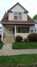 Building Photo - 970 Scio St