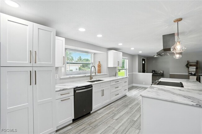 Foto del edificio - 1250 Kasamada Dr