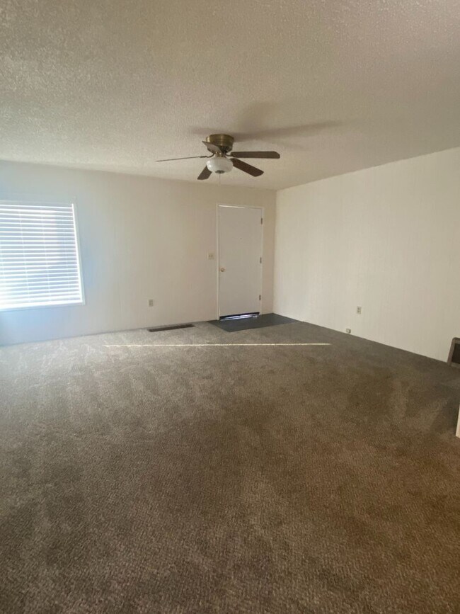 Foto del edificio - 1012 Pleasant Ave