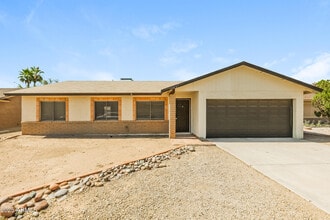 Building Photo - 10831 West Campbell Ave
