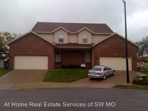 Primary Photo - 3 br, 2.5 bath House - 2315 W Parkview