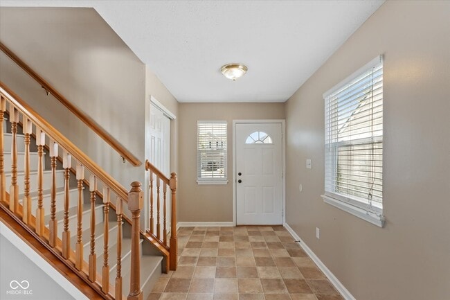 Building Photo - 2808 Dawnlake Dr