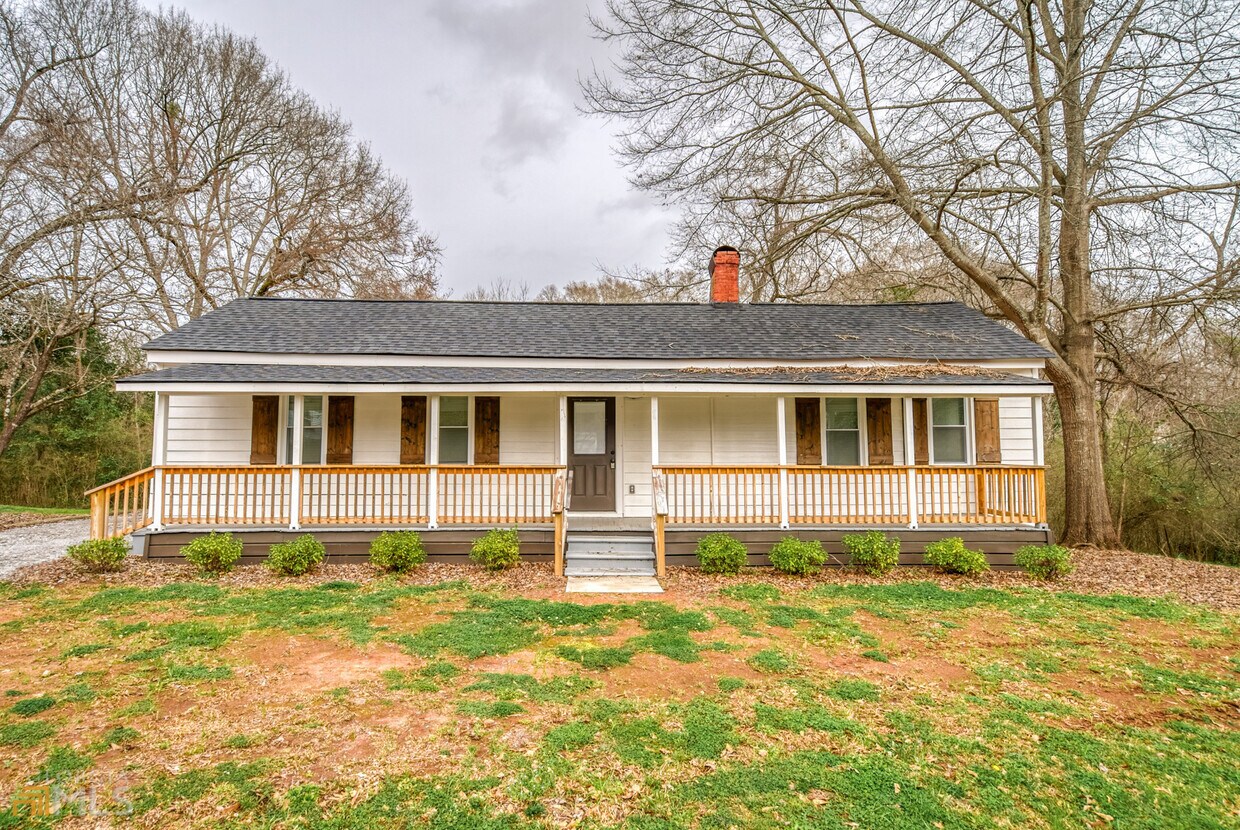 351 E Washington St, Madison, GA 30650 House Rental in Madison, GA