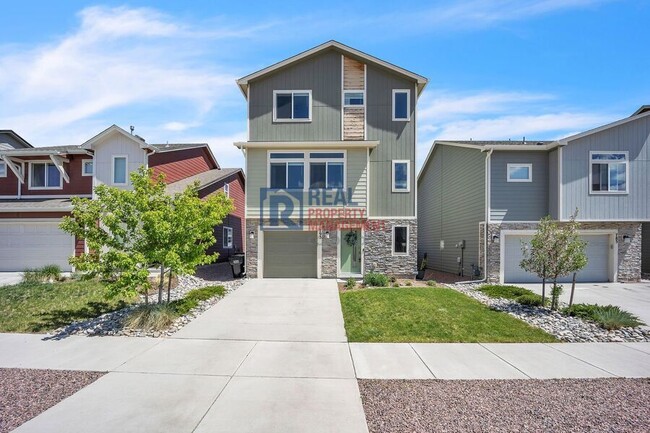 Photo - 793 Grissom Dr. House