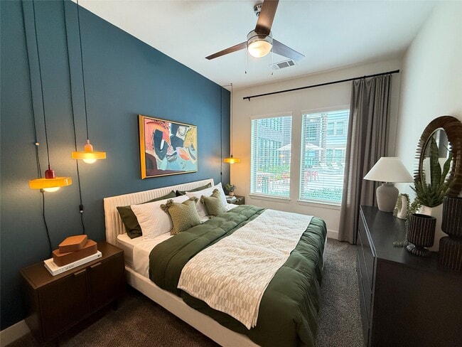 Foto del edificio - 641 W Crosstimbers St