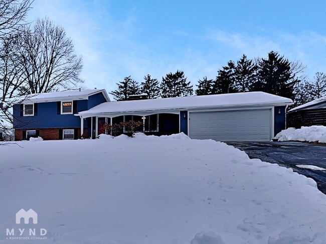 Building Photo - 4221 Evansdale Rd