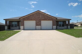 Building Photo - 4103 Elms Run Cir