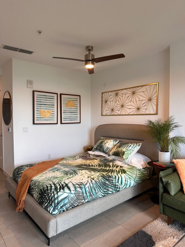 Foto principal - 1147 NW 8th Ave
