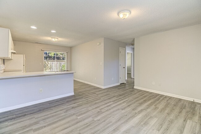 Building Photo - Duplex for Rent in Avondale!