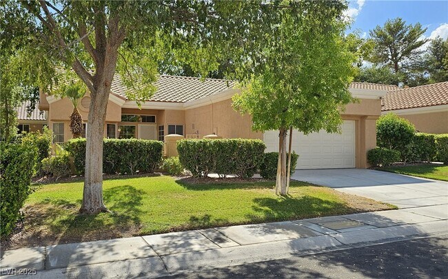 Foto del edificio - 8609 Glenmount Dr
