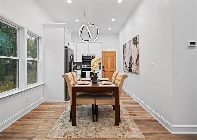 Foto del edificio - 1271 Pine Ave