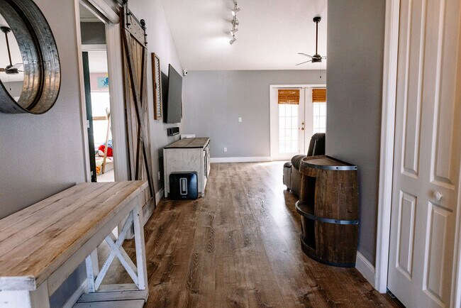 Foto del edificio - 22620 Willow Lakes Dr