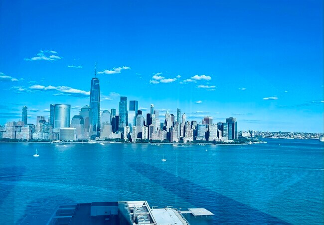Foto del edificio - 77 Hudson St