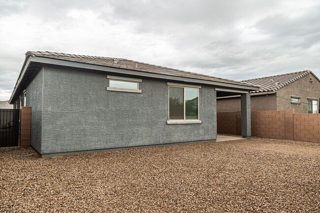 Foto del edificio - 10741 W Harrigan Dr