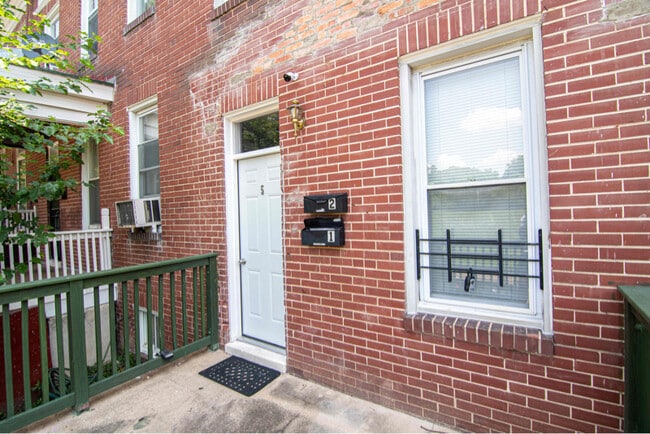 Photo - 5 S Wickham Rd Apartment