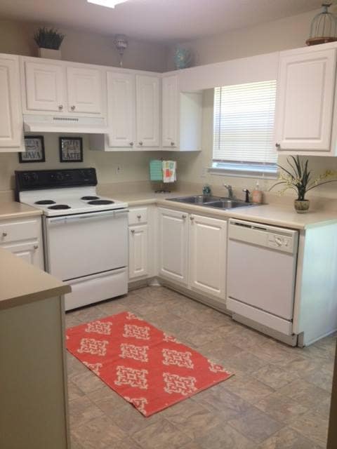 Building Photo - Overby Park Townhomes