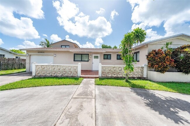 Building Photo - 29901 SW 147th Ave