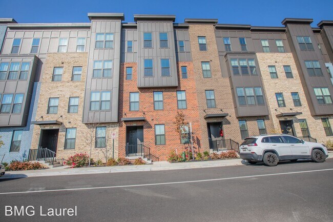 Building Photo - 3 br, 2.5 bath House - 10010 American Phar...