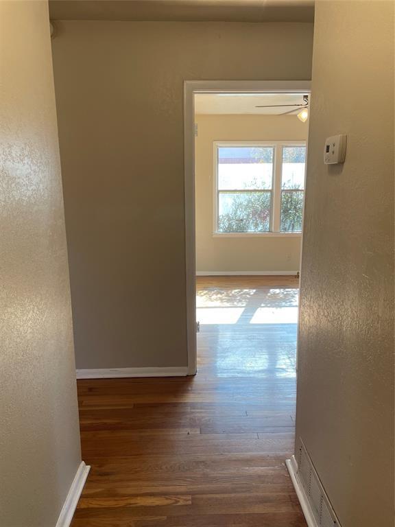 Building Photo - 1318 Westview Dr