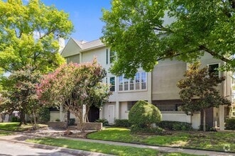 Building Photo - 4104 N Hall St