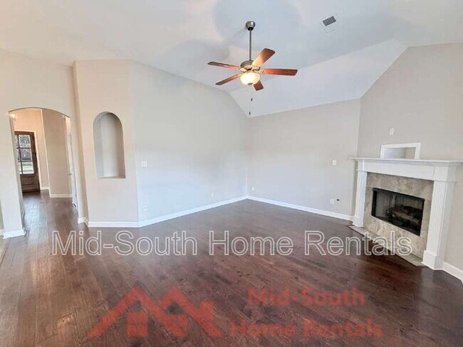 Photo - 7472 Kylan Dr House