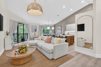 Building Photo - 5801 Coach House Cir