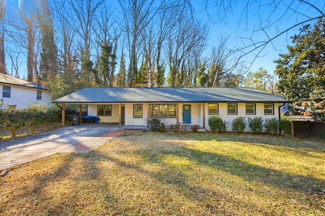 Photo - 2717 S Clark Dr House