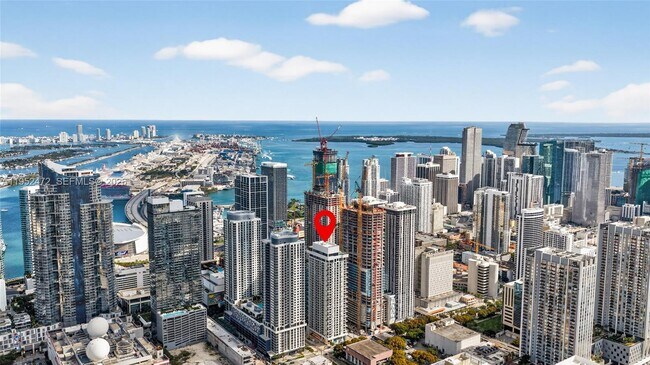 Building Photo - 11 NE 6th St