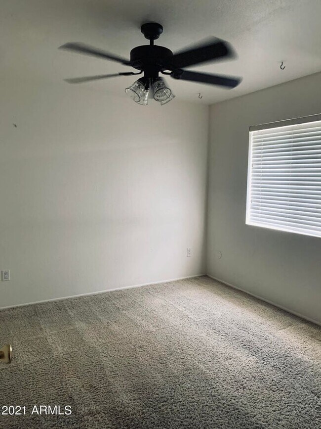 Foto del edificio - 3002 N 70TH St