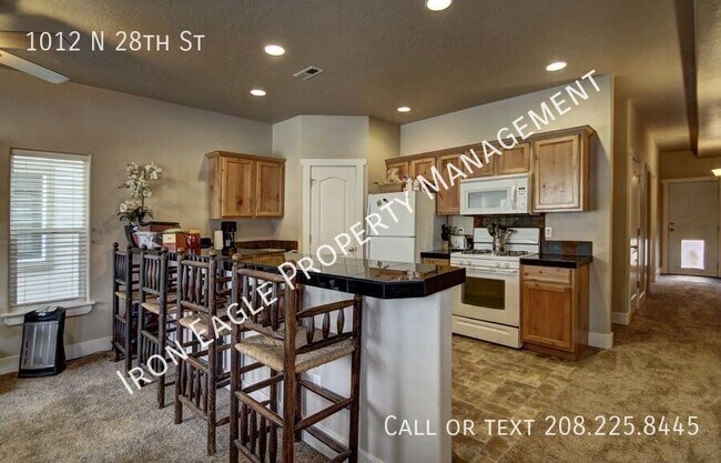 Foto del edificio - 1012 N 28th St