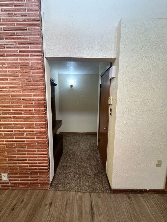 Foto del edificio - Single Family Home four bedroom