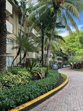 Building Photo - 1800 Sans Souci Blvd