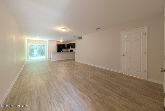 Foto del edificio - 6869 Lake Mist Ln