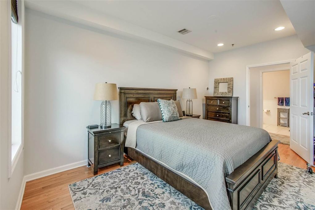 Foto principal - 203 Hackensack Plank Rd